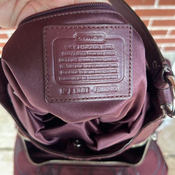 Coach Shoulder Bag - Picture 4 of 4